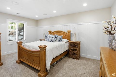 Tiny photo for 963 E OLD ENGLISH RD S, Draper, UT 84020 (MLS # 2118607)