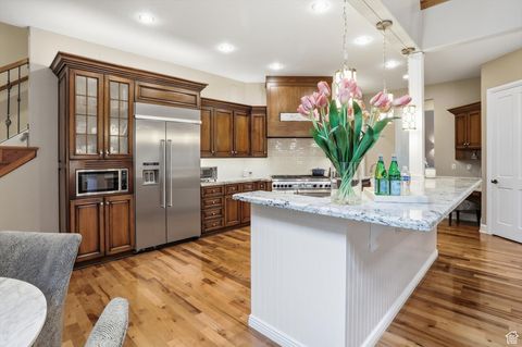 Tiny photo for 963 E OLD ENGLISH RD S, Draper, UT 84020 (MLS # 2118607)