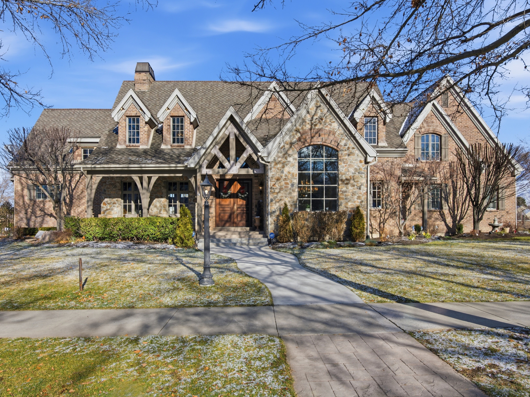 WILD ROSE - Residential