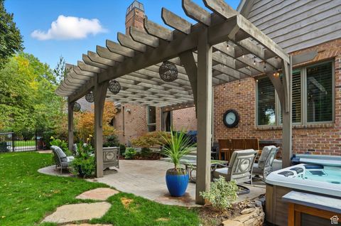 Tiny photo for 963 E OLD ENGLISH RD S, Draper, UT 84020 (MLS # 2118607)