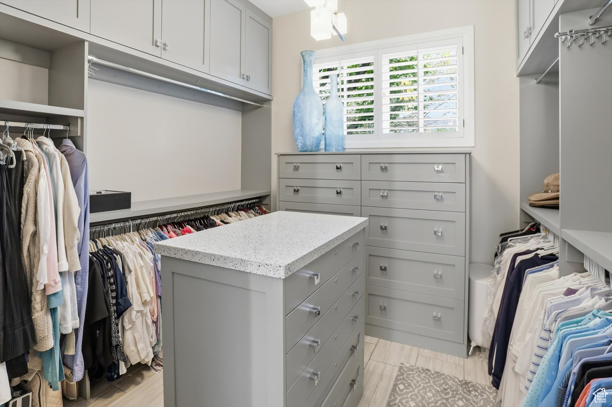 WILD ROSE - Residential