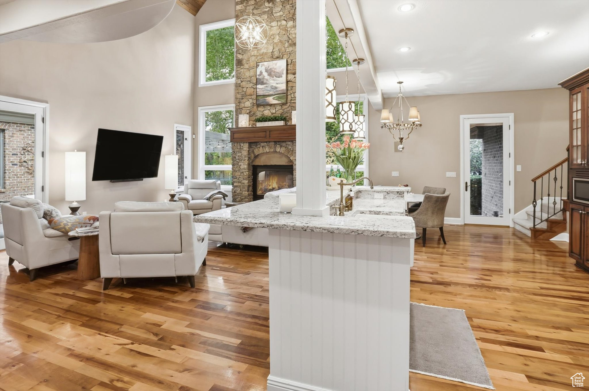 WILD ROSE - Residential