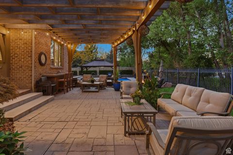Tiny photo for 963 E OLD ENGLISH RD S, Draper, UT 84020 (MLS # 2118607)