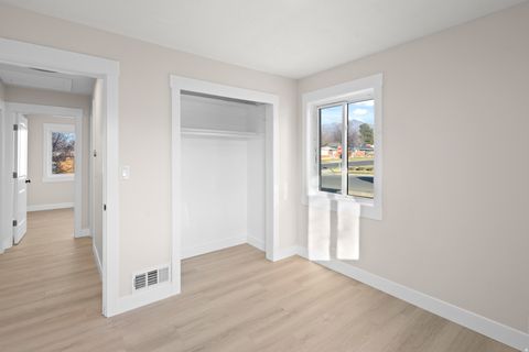 Tiny photo for 53 W 1800 S, Bountiful, UT 84010 (MLS # 2127394)