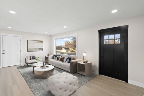 Tiny photo for 53 W 1800 S, Bountiful, UT 84010 (MLS # 2127394)