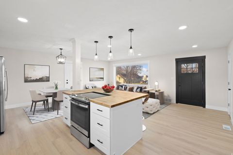 Tiny photo for 53 W 1800 S, Bountiful, UT 84010 (MLS # 2127394)