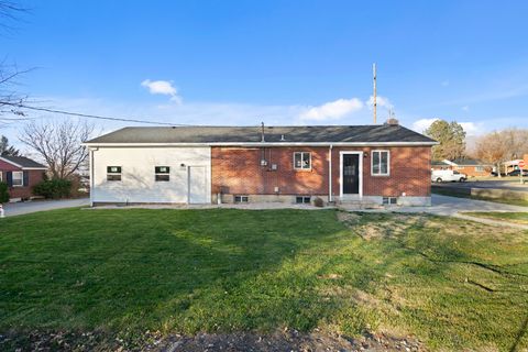 Tiny photo for 53 W 1800 S, Bountiful, UT 84010 (MLS # 2127394)