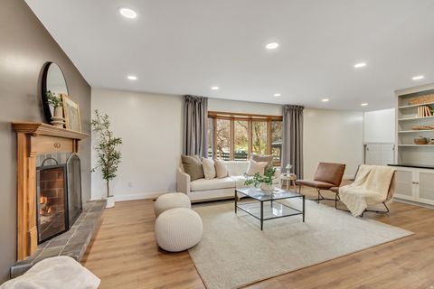 Tiny photo for 1638 COUNTRY HILLS DR, Ogden, UT 84403 (MLS # 2137357)