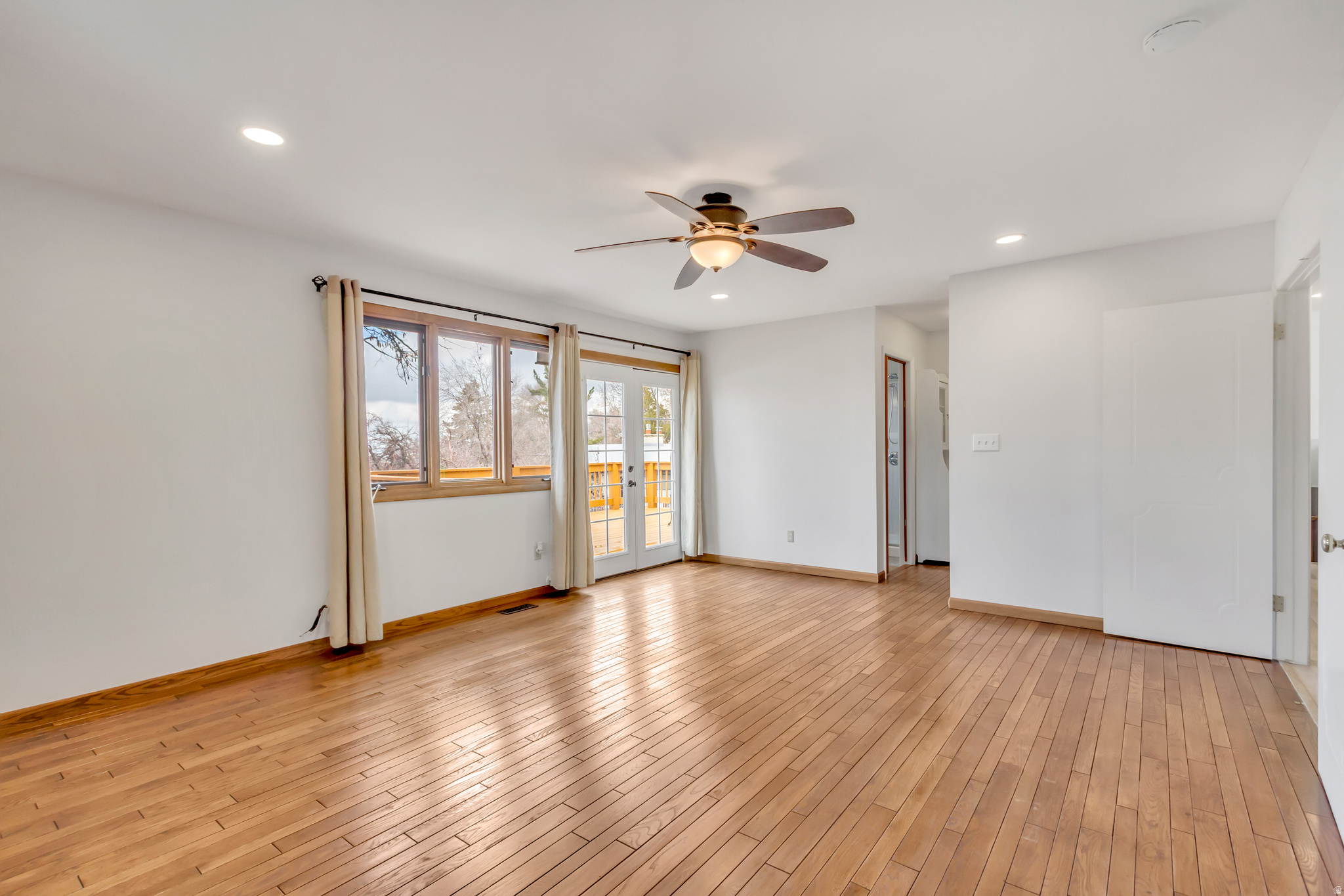 BONA VILLA PARK - Residential