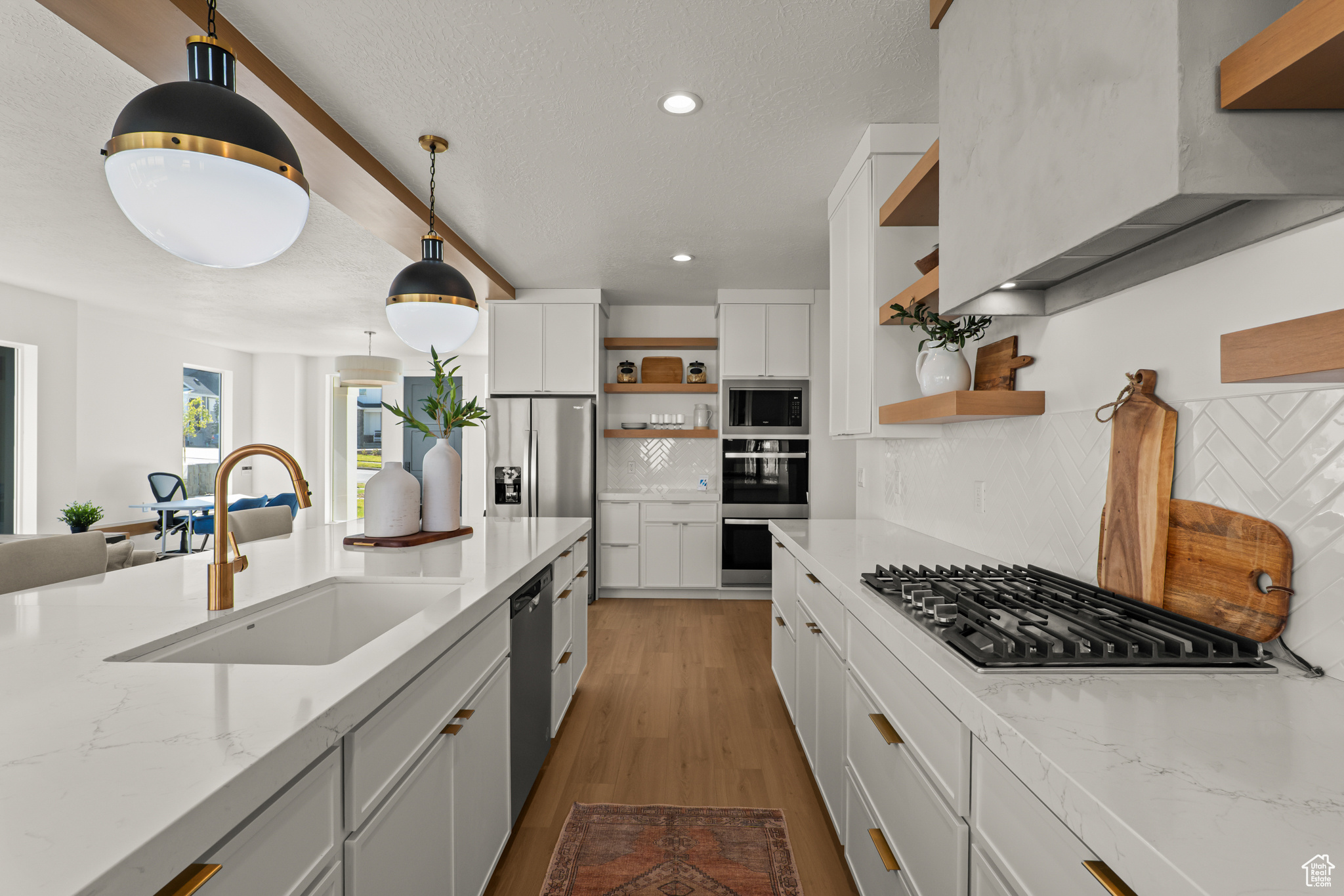 MAPLETON HEIGHTS - Residential