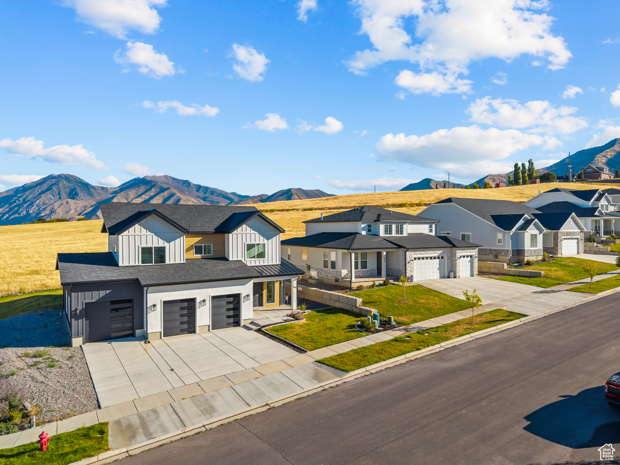 MAPLETON HEIGHTS - Residential