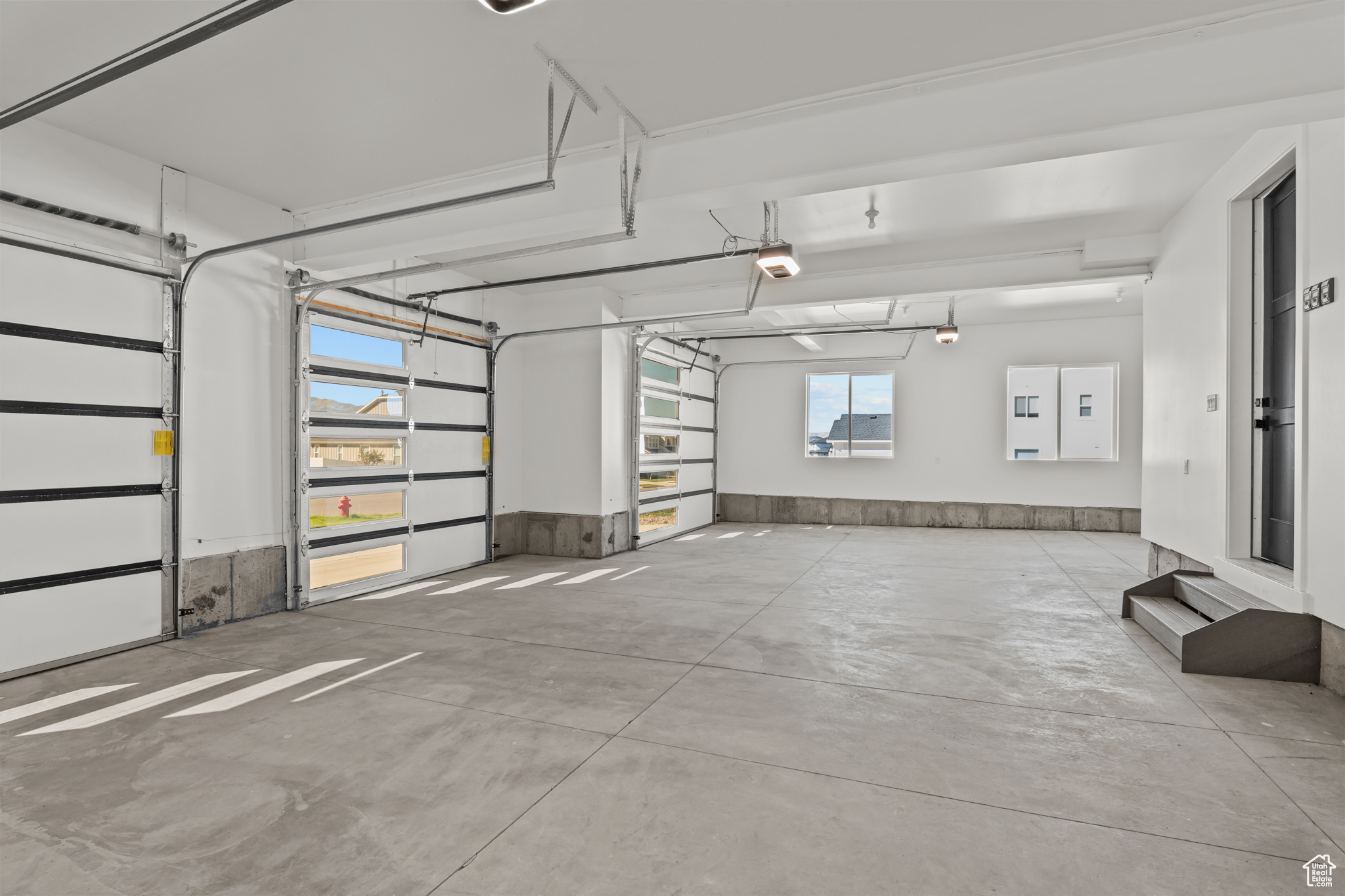 MAPLETON HEIGHTS - Residential