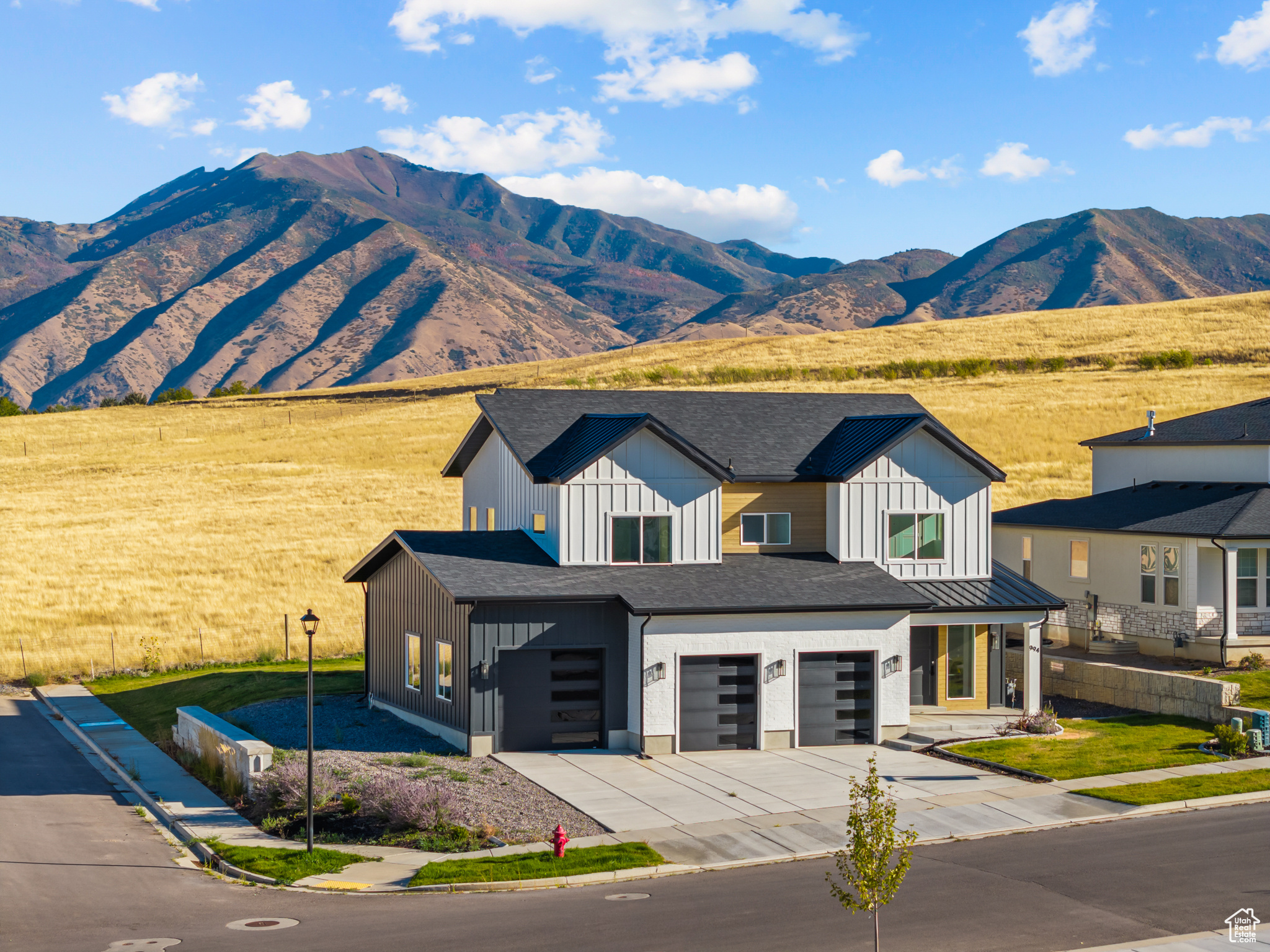 MAPLETON HEIGHTS - Residential