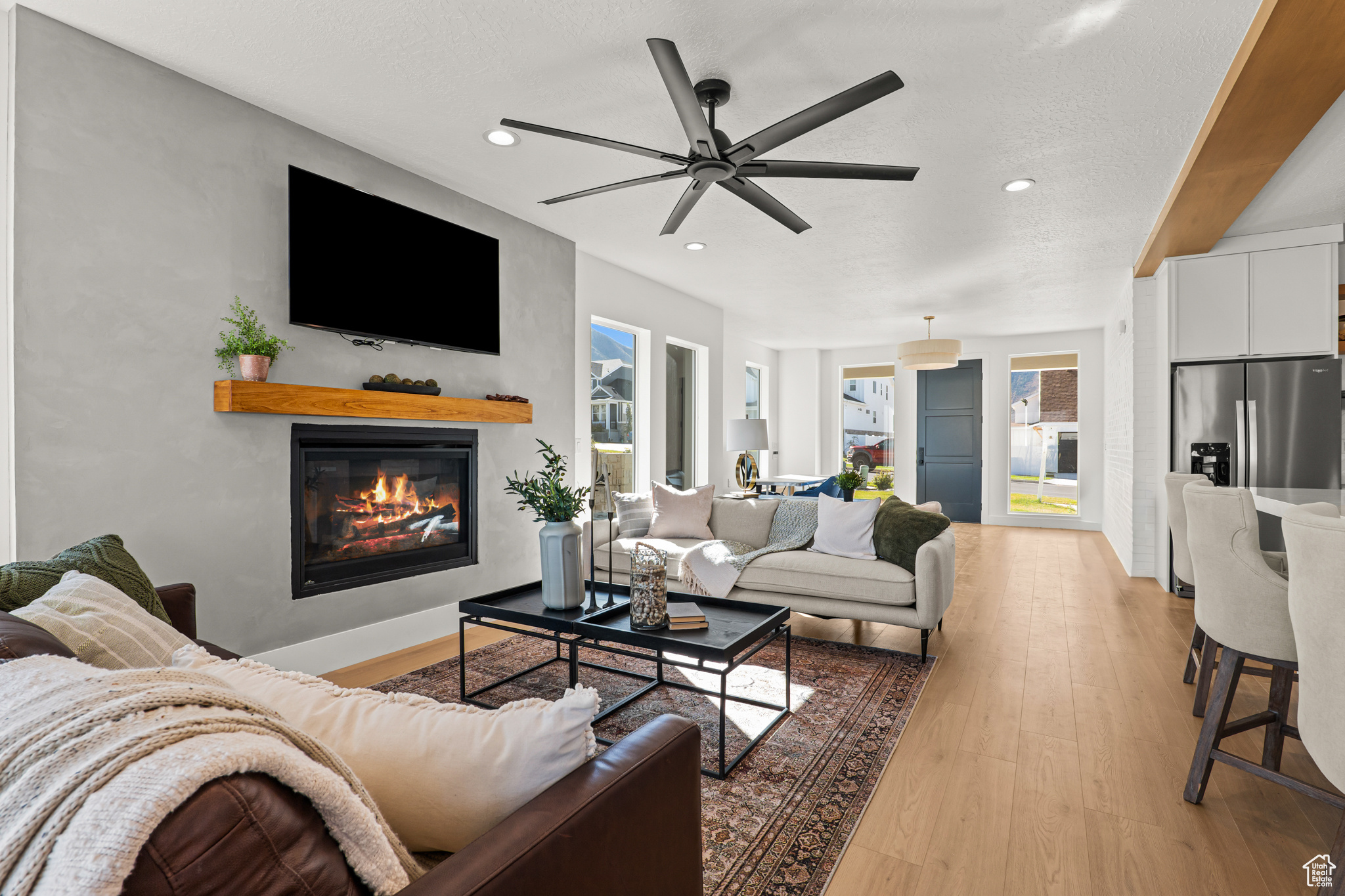 MAPLETON HEIGHTS - Residential