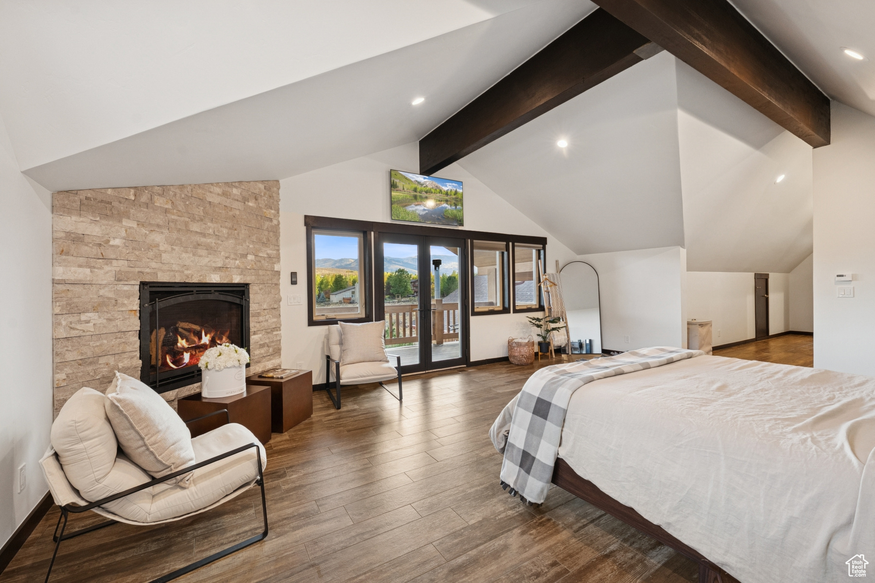 HIGHLAND ESTATES - Residential