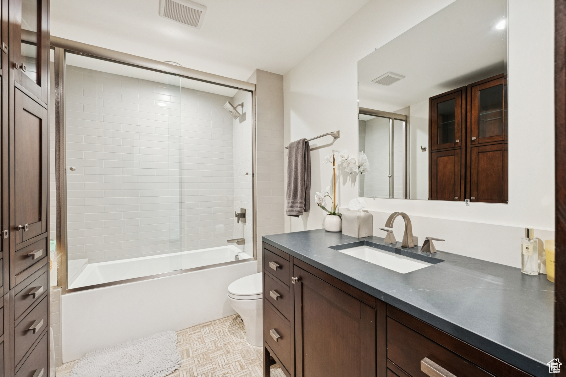 HIGHLAND ESTATES - Residential