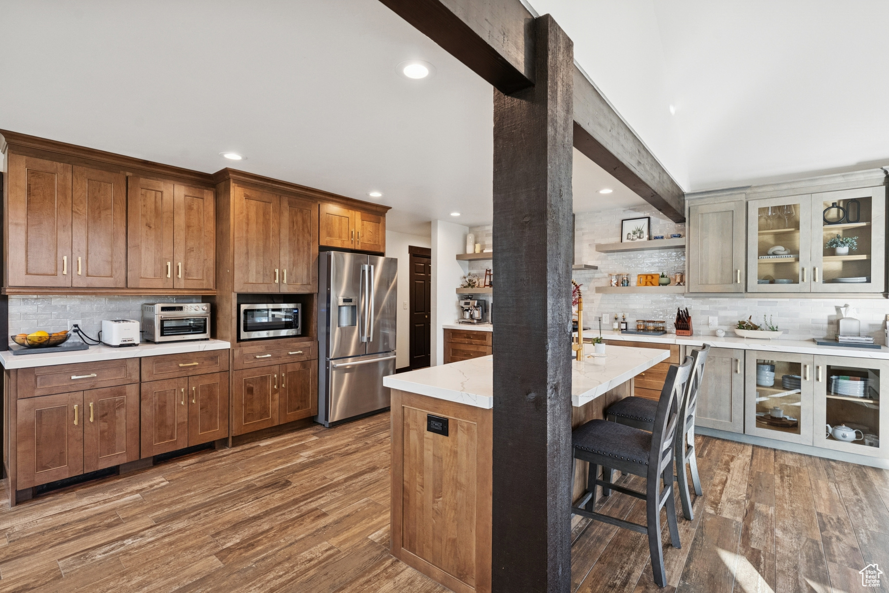 HIGHLAND ESTATES - Residential