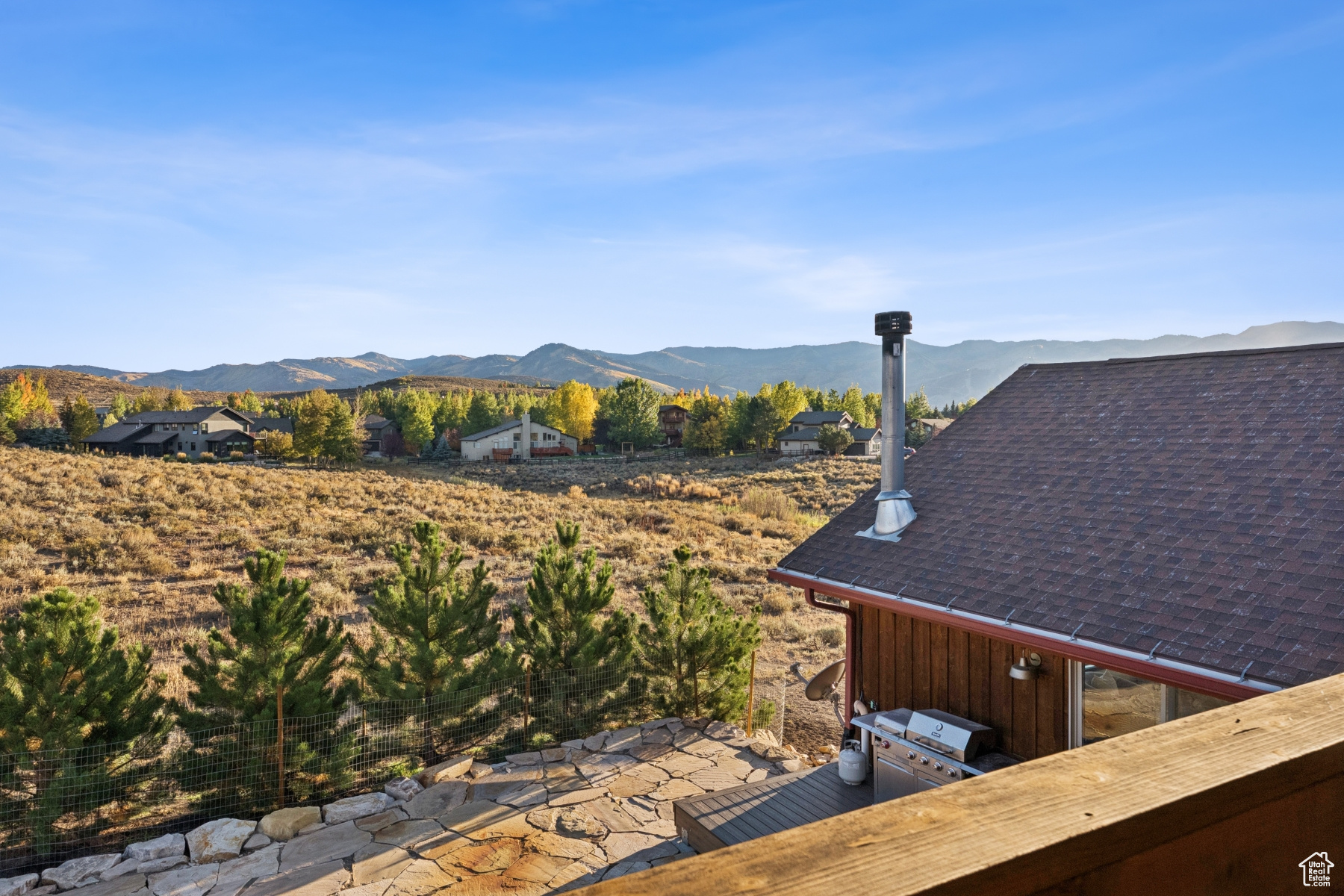 HIGHLAND ESTATES - Residential