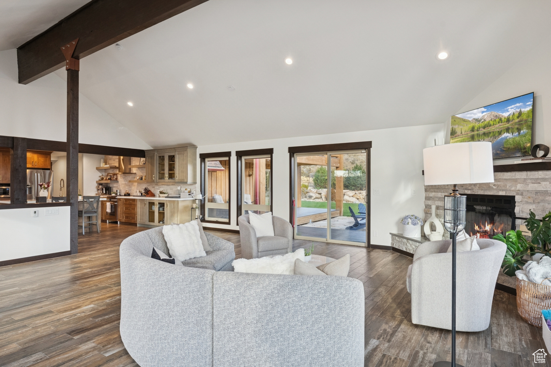 HIGHLAND ESTATES - Residential