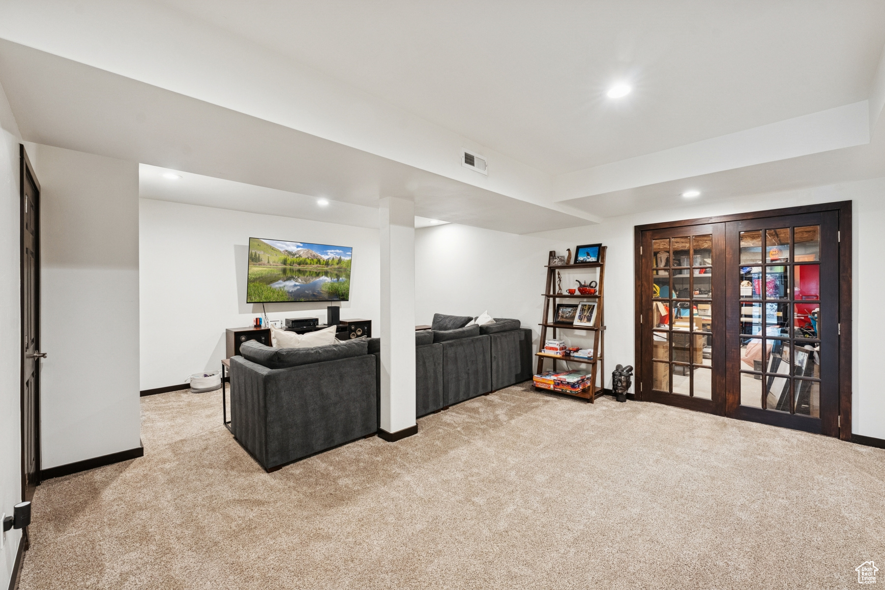 HIGHLAND ESTATES - Residential