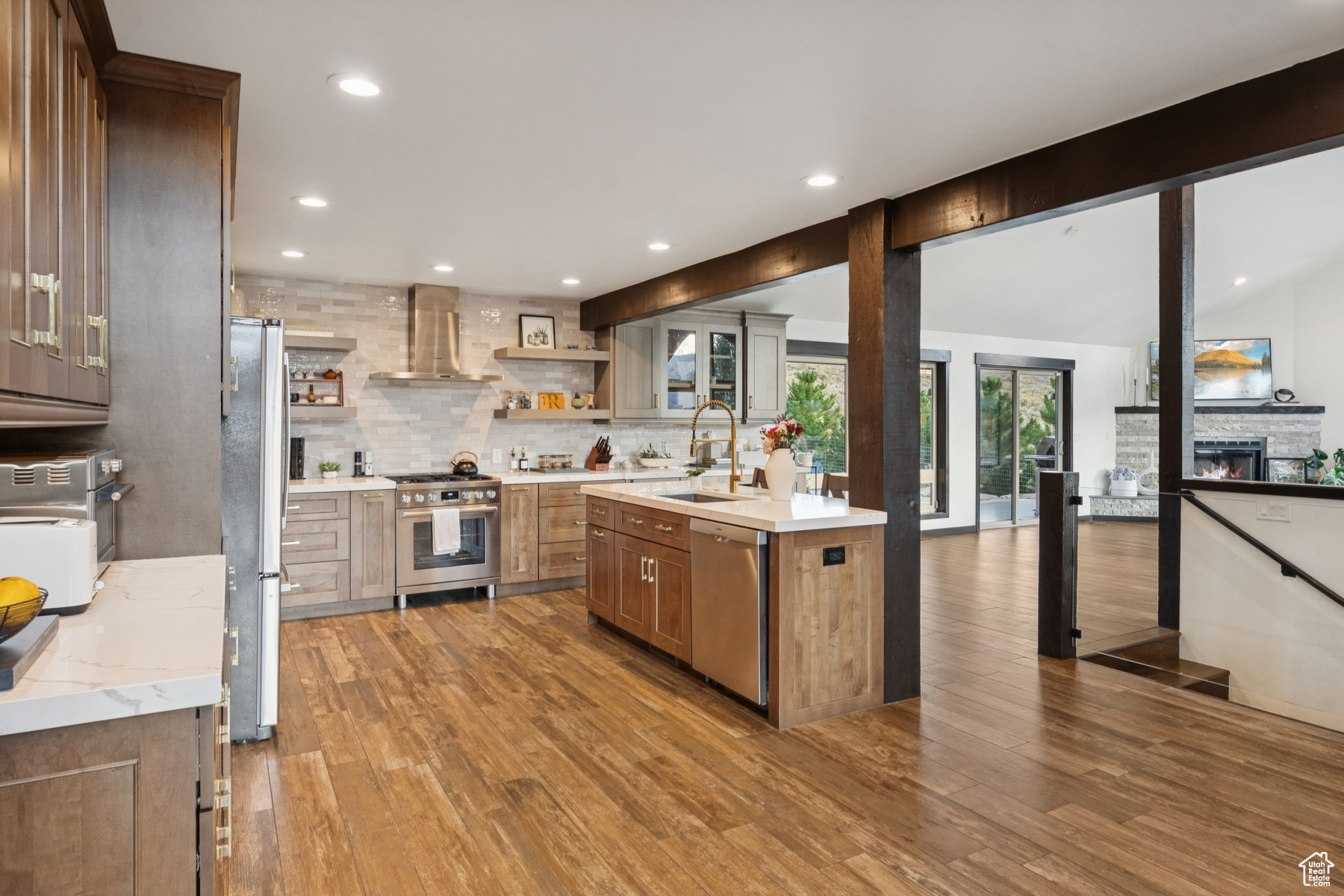 HIGHLAND ESTATES - Residential