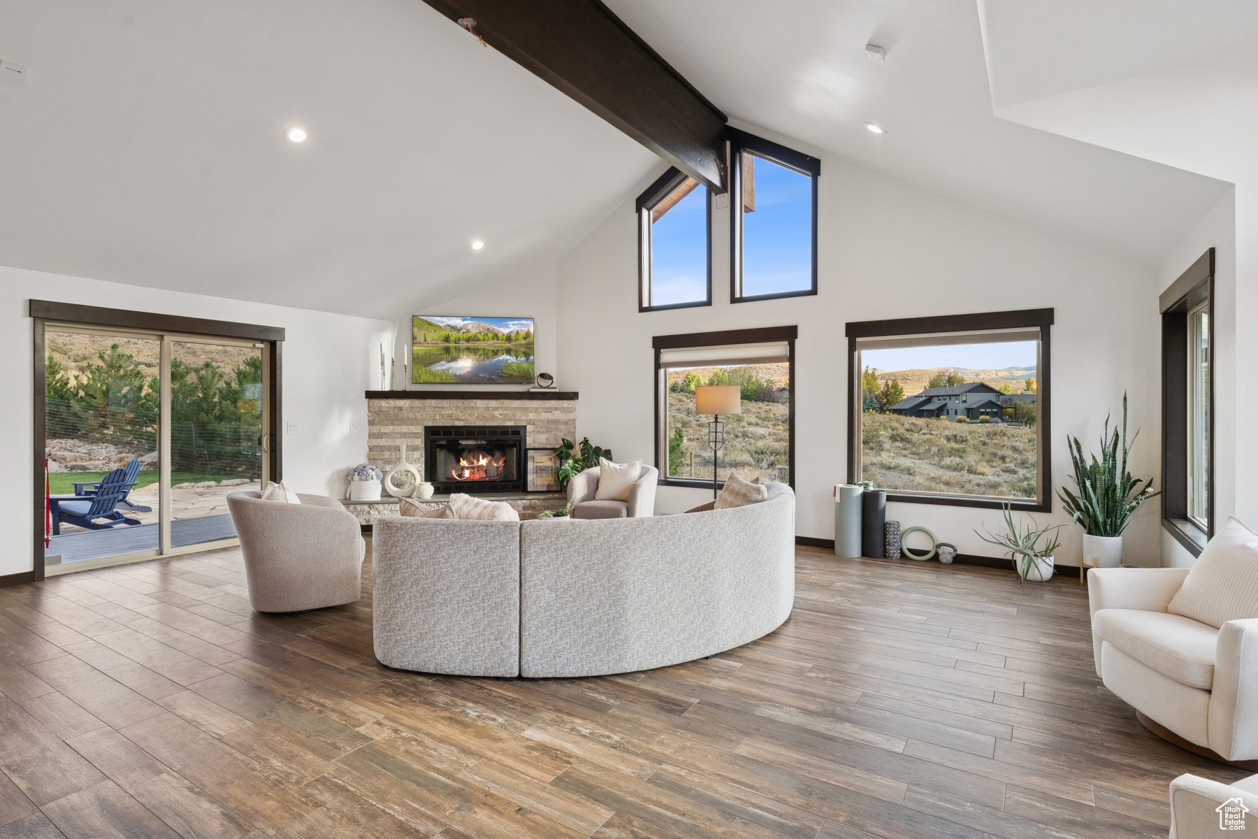HIGHLAND ESTATES - Residential