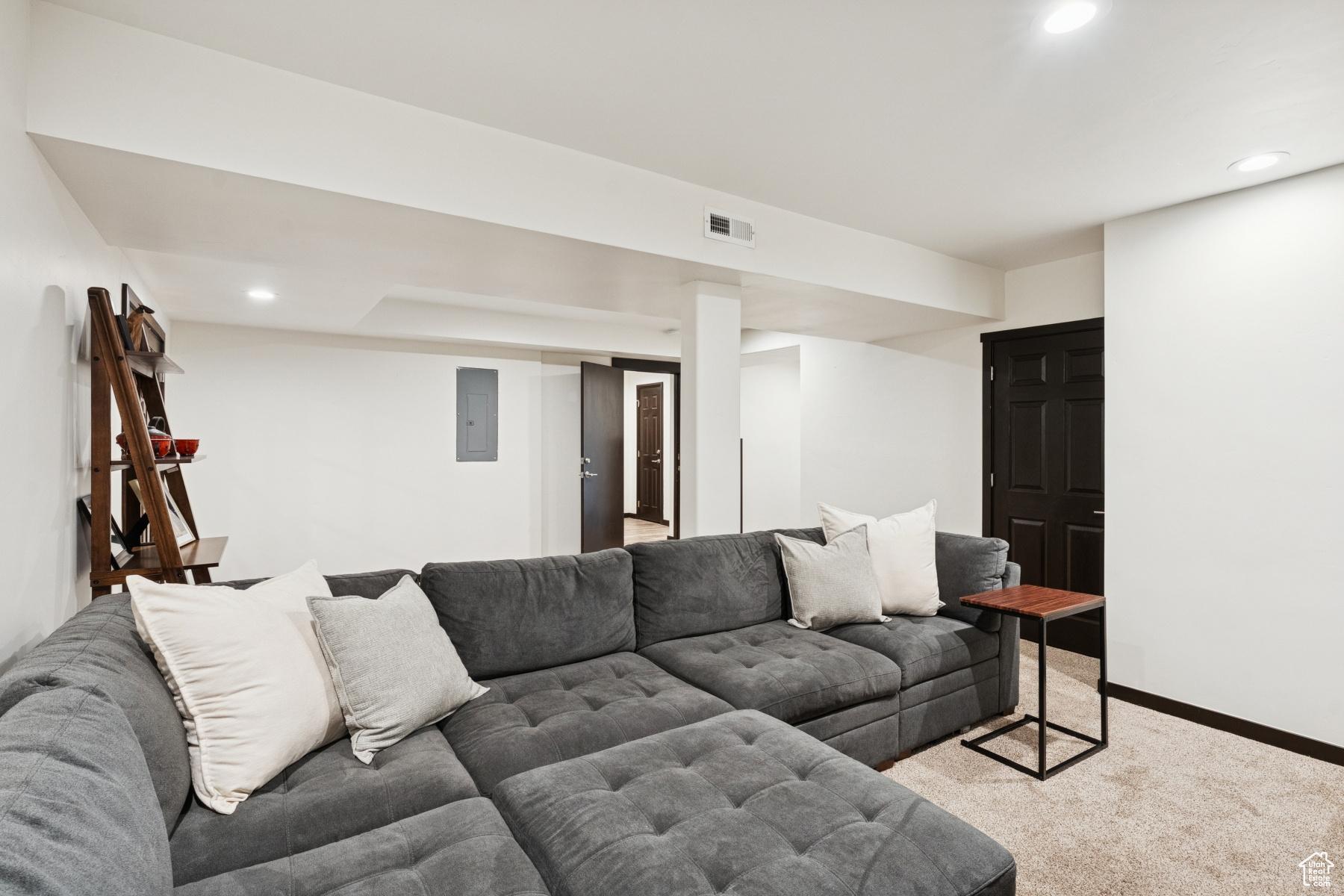 HIGHLAND ESTATES - Residential