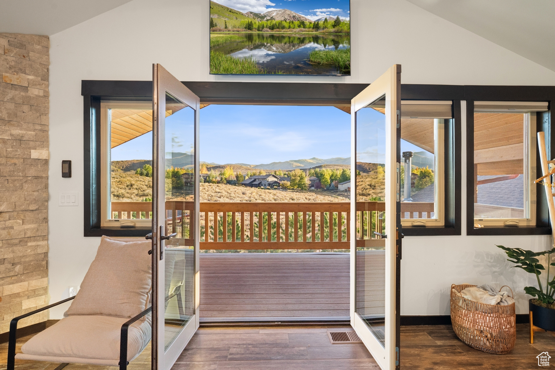 HIGHLAND ESTATES - Residential
