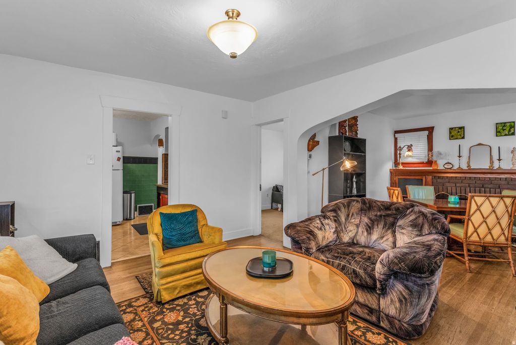 Photo of 863 W FREMONT AVE S, Salt Lake City, UT 84104 (MLS # 2139289)