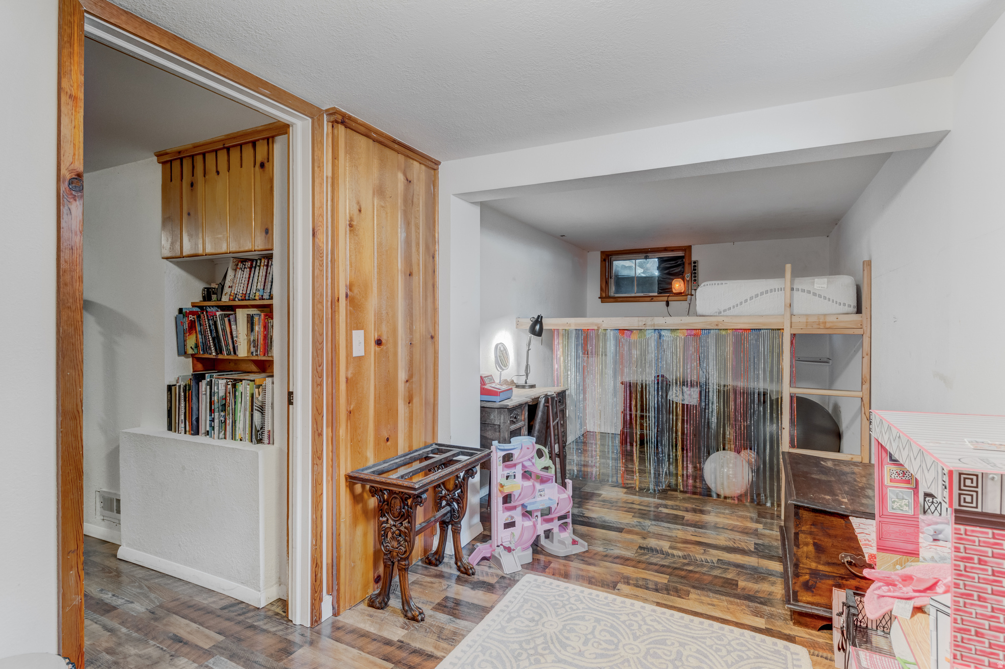 BRADSHAW - Residential