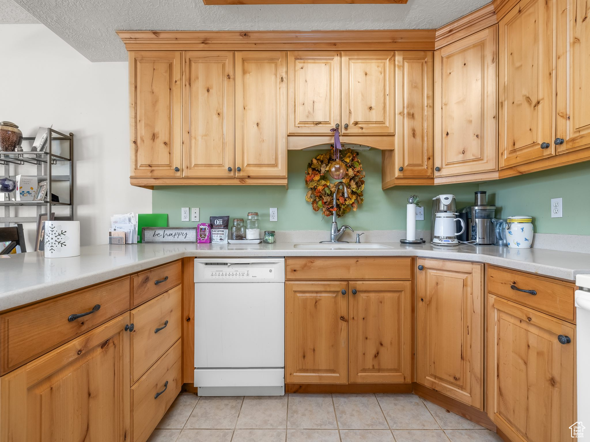 CRESCENT HEIGHTS CONDO - Residential