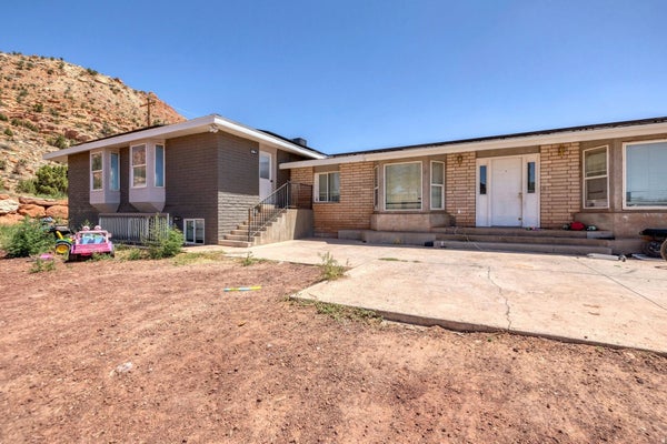 780 N LAURITZEN ST, HILDALE, UT 84784 - Image 91bca34ae7608f0f04d0fd3bbd1ff23a/1547565281
