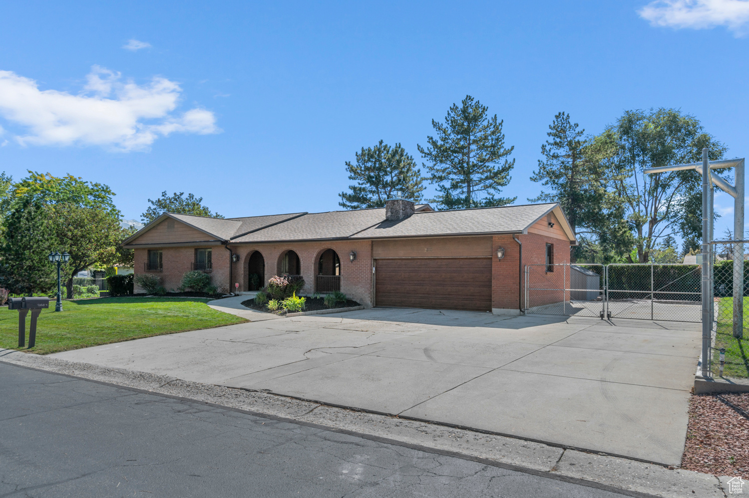 COUNTRYSIDE ESTATES - Residential