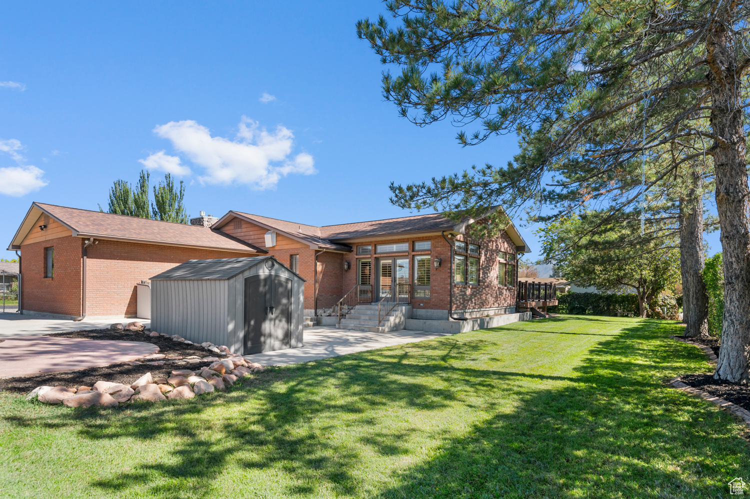 COUNTRYSIDE ESTATES - Residential