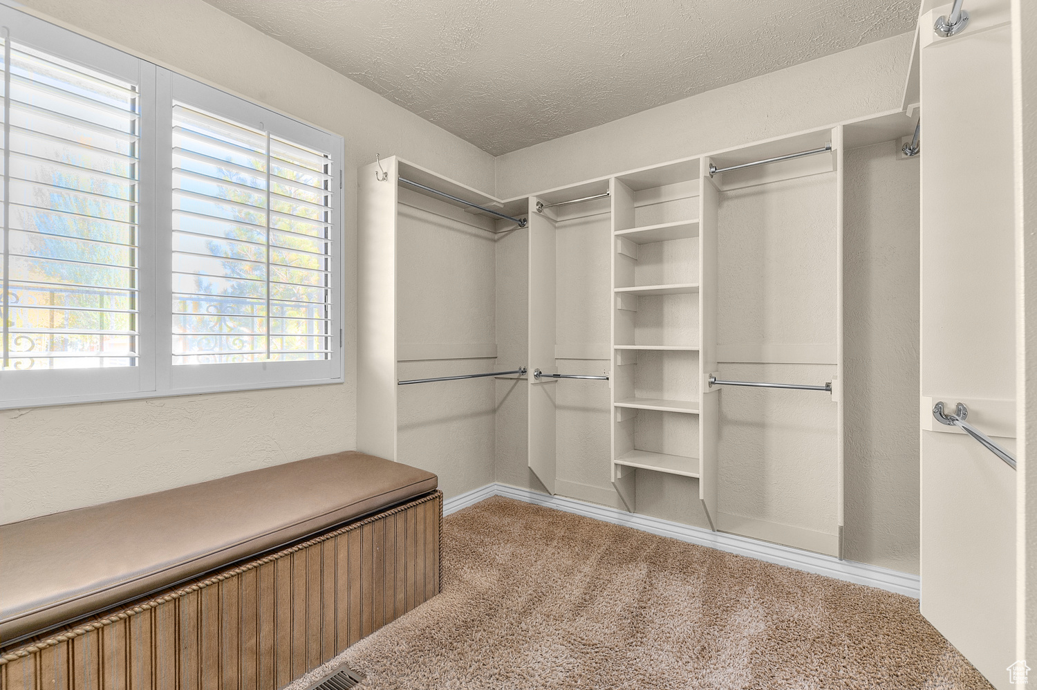 COUNTRYSIDE ESTATES - Residential