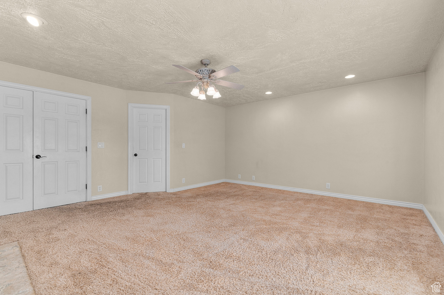 COUNTRYSIDE ESTATES - Residential