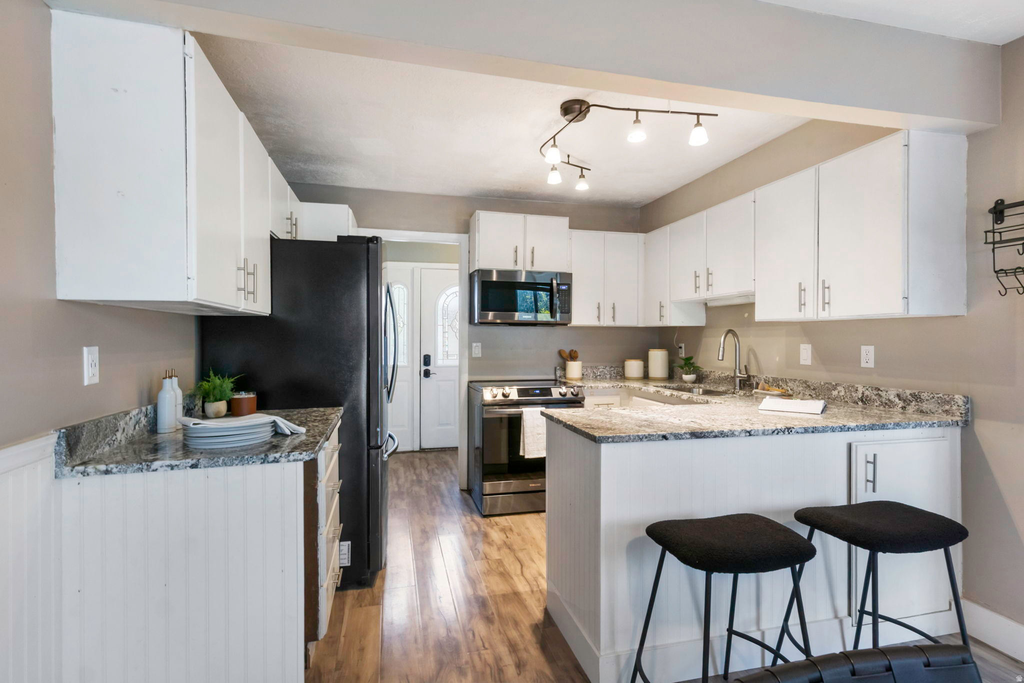 SANDY HIGHLANDS - Residential