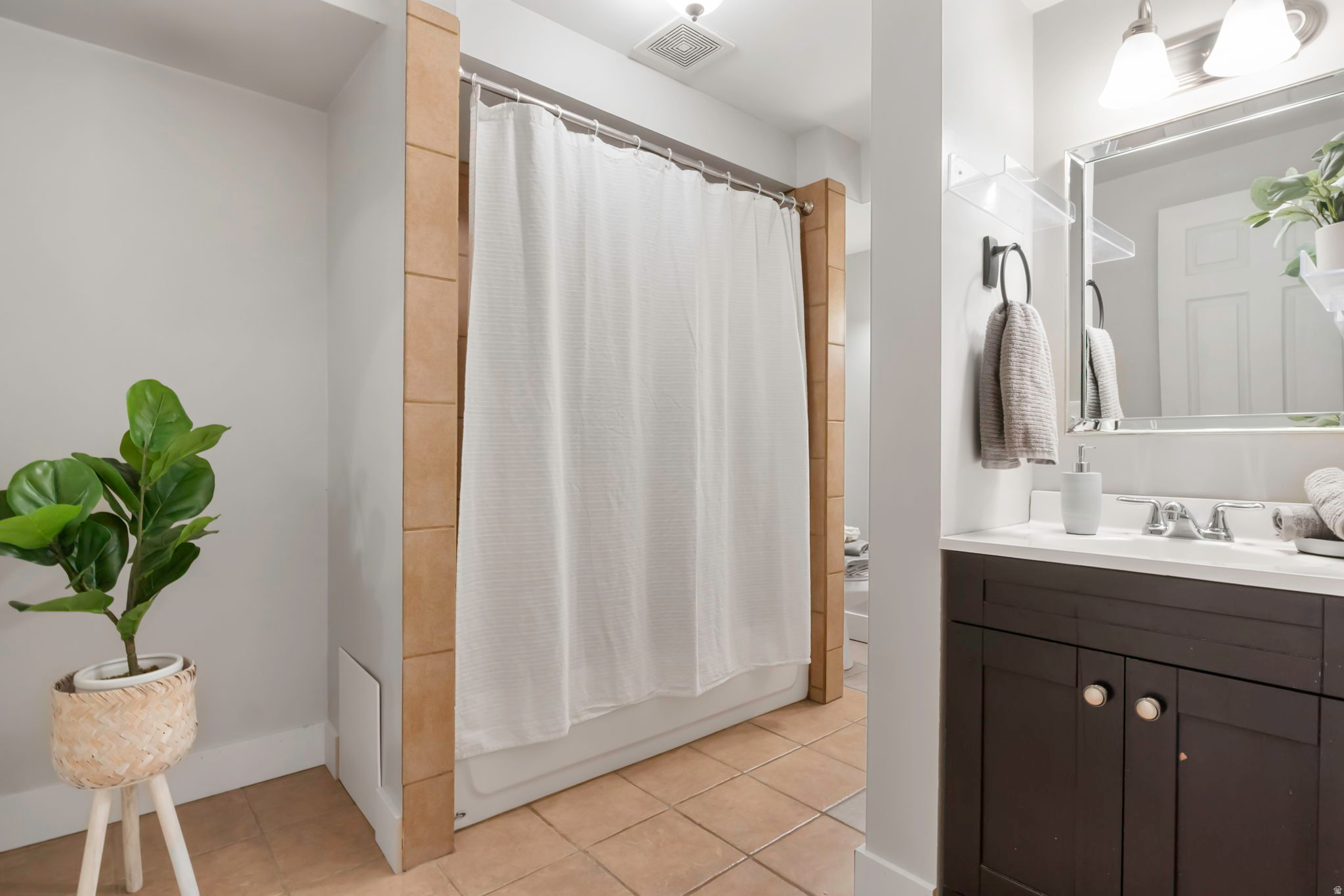 SANDY HIGHLANDS - Residential