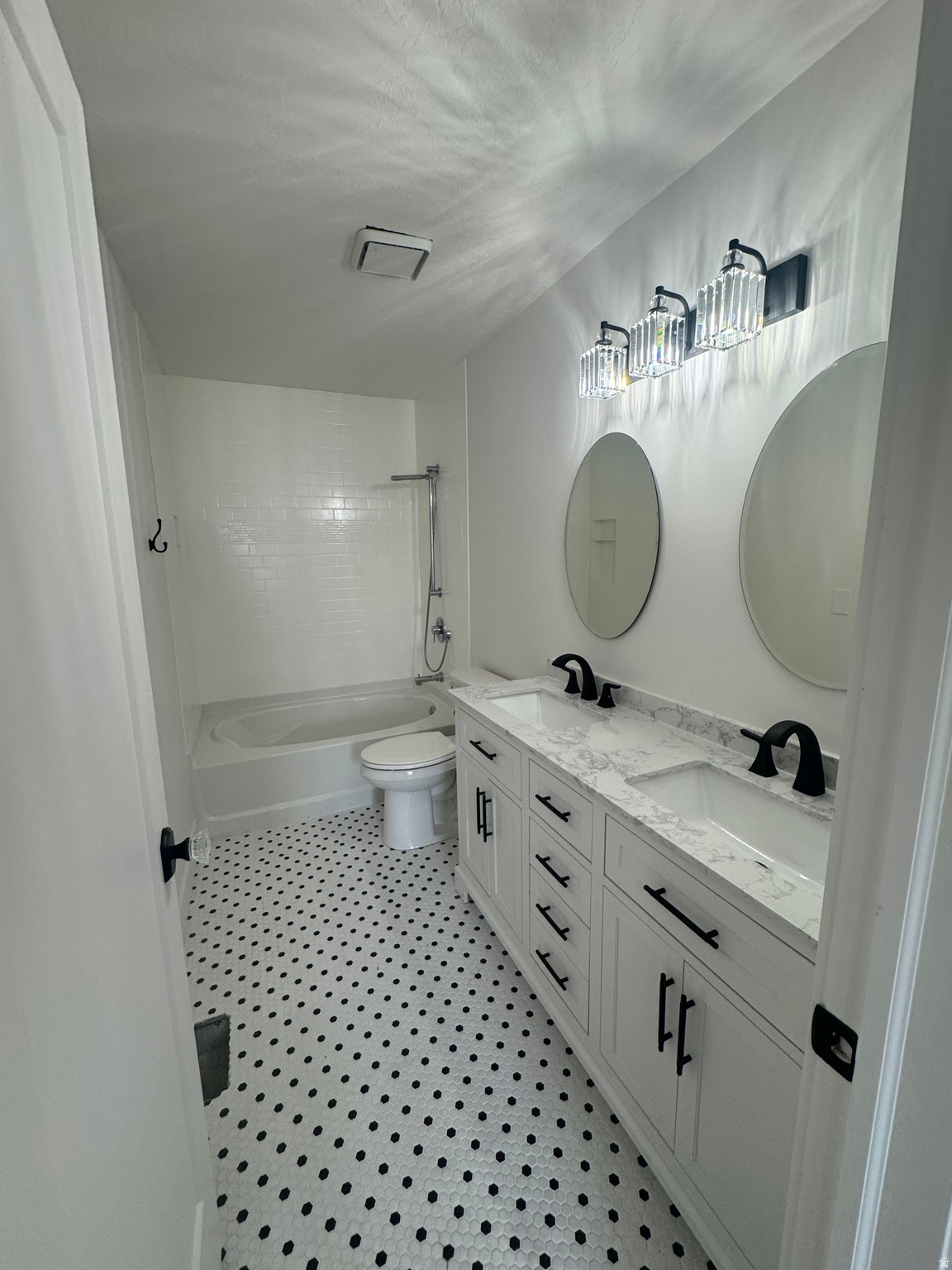 EDINBURGH - Residential Income