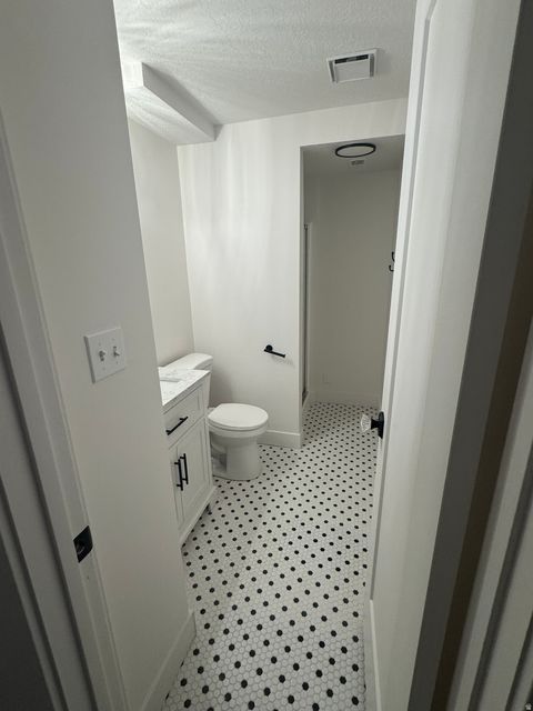 Tiny photo for 1107 E BRIGADOON CT, Holladay, UT 84117 (MLS # 2147015)