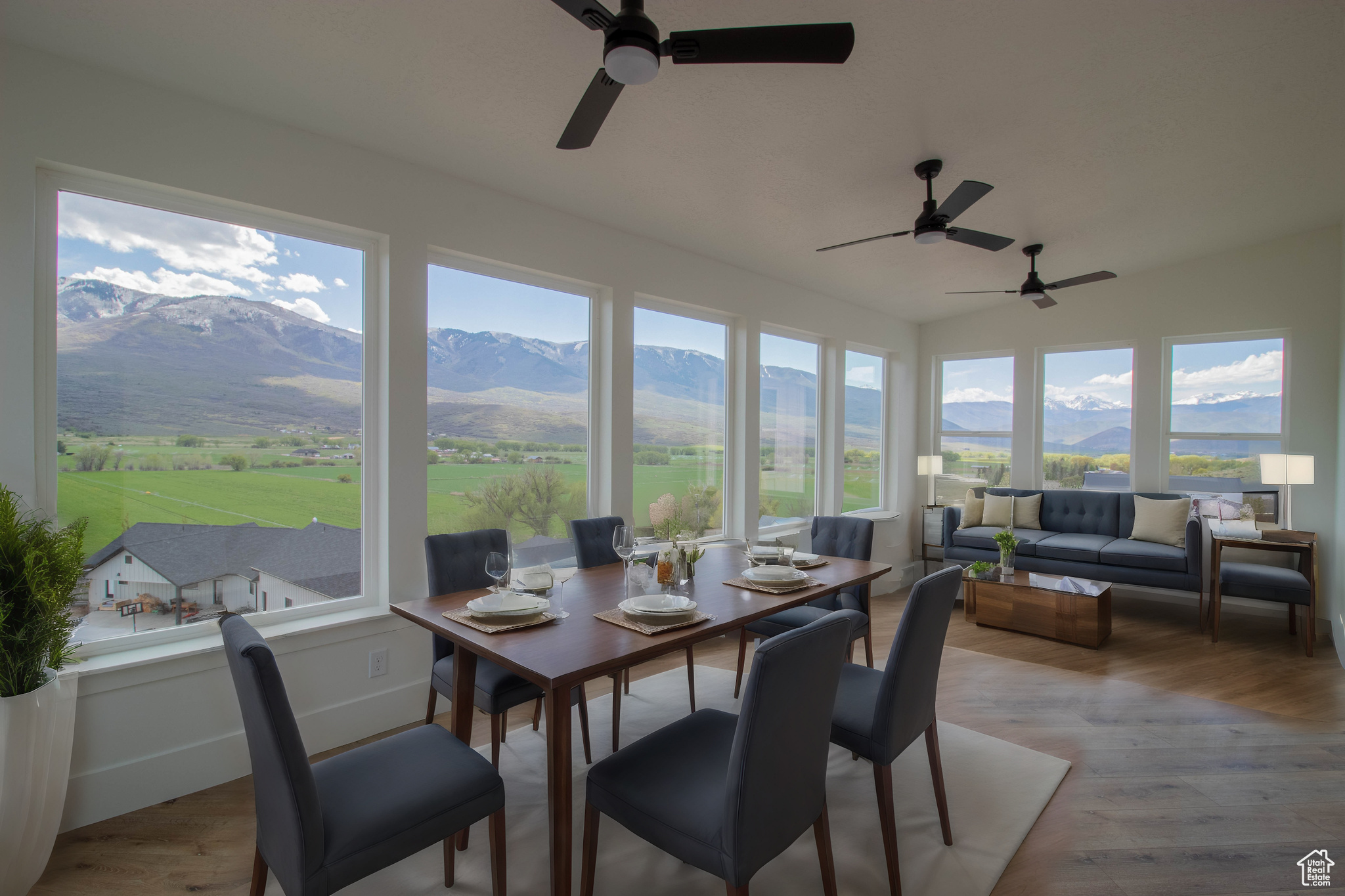 WALLSBURG - Residential