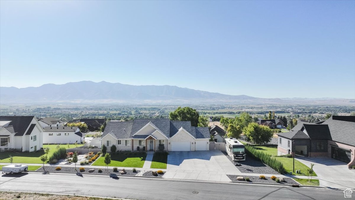 PROVIDENCE ESTATES - Residential