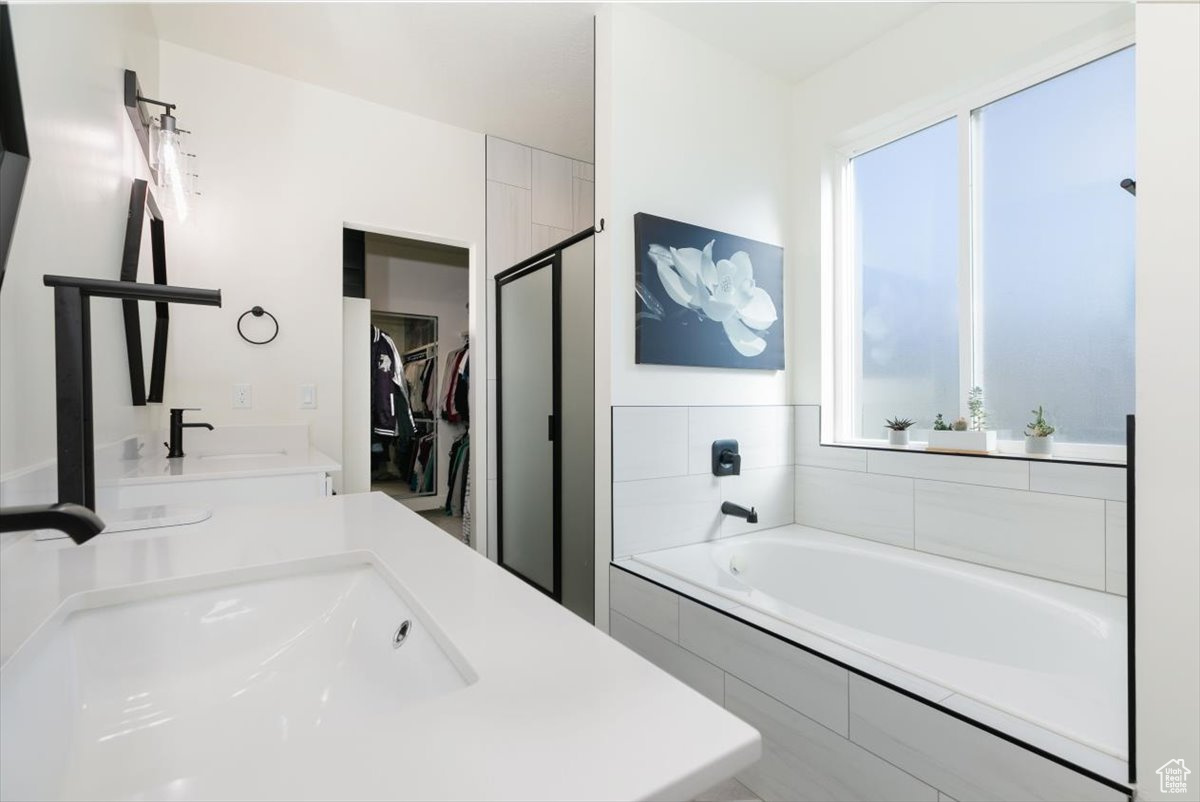 PROVIDENCE ESTATES - Residential