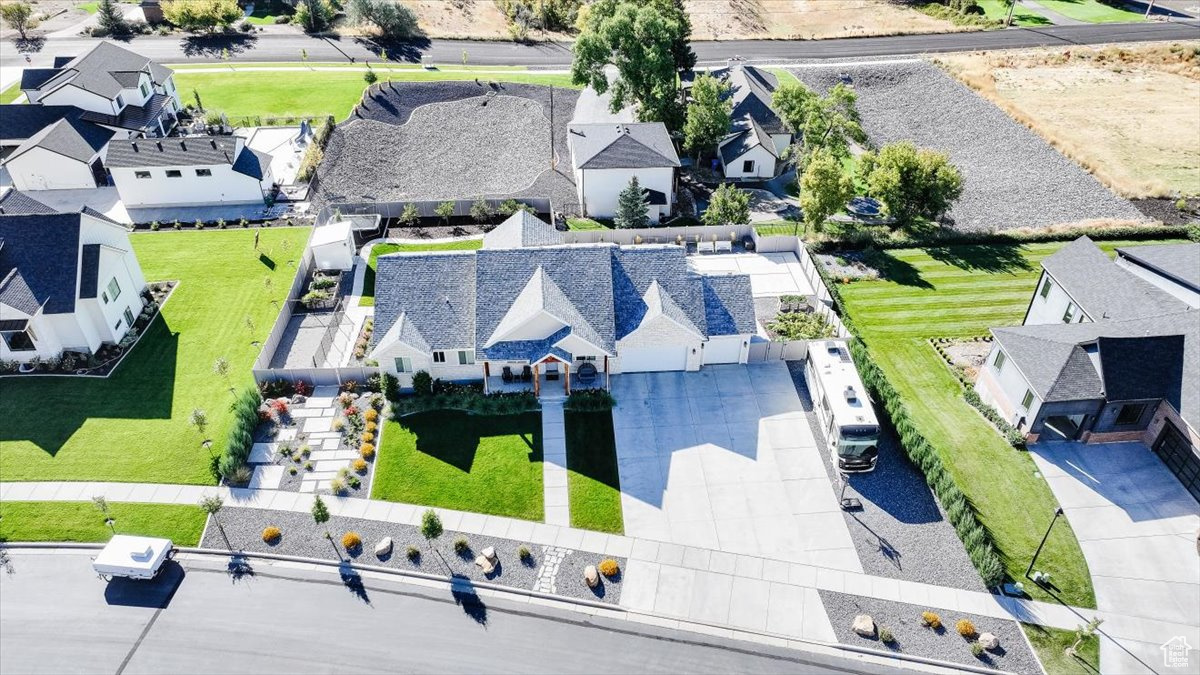 PROVIDENCE ESTATES - Residential