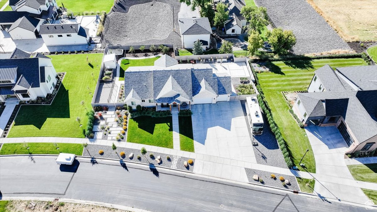 PROVIDENCE ESTATES - Residential