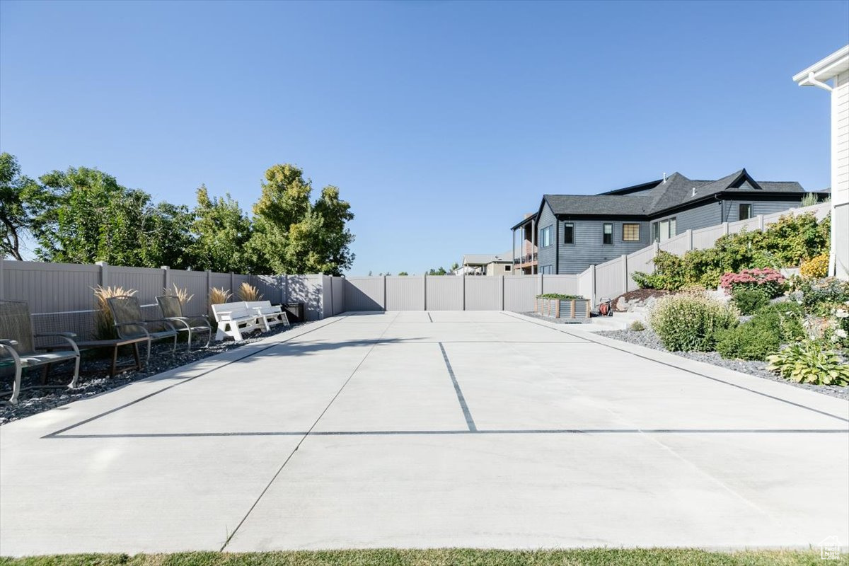 PROVIDENCE ESTATES - Residential