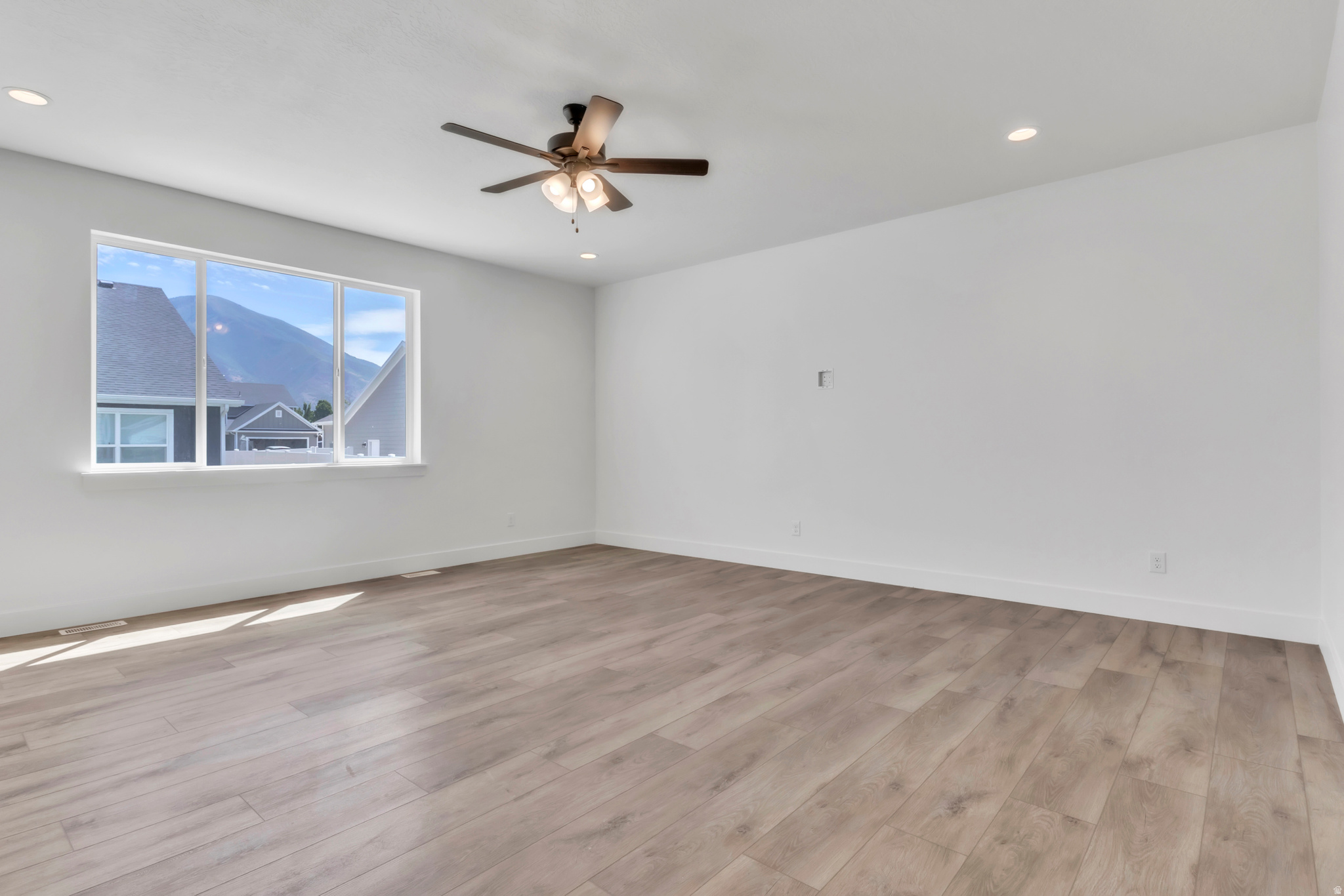 GAGE CANYON - Residential