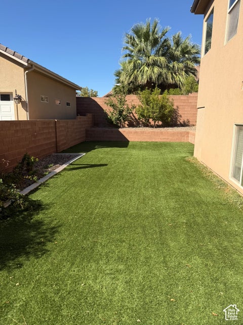 Tiny photo for 2596 HIDDEN DR, Washington, UT 84780 (MLS # 2187546)