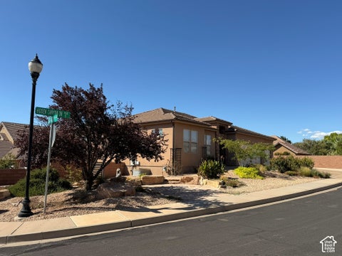 Tiny photo for 2596 HIDDEN DR, Washington, UT 84780 (MLS # 2187546)