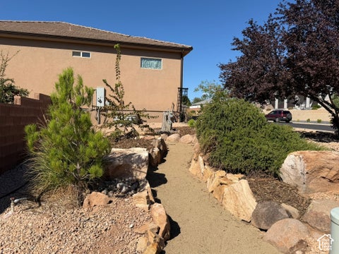 Tiny photo for 2596 HIDDEN DR, Washington, UT 84780 (MLS # 2187546)